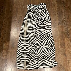 Medium halter maxi dress